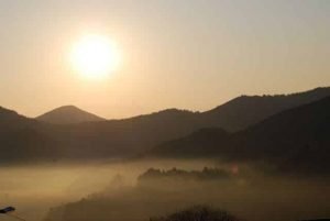 Amanecer en el Ashram de La Peral, paraiso de la meditación